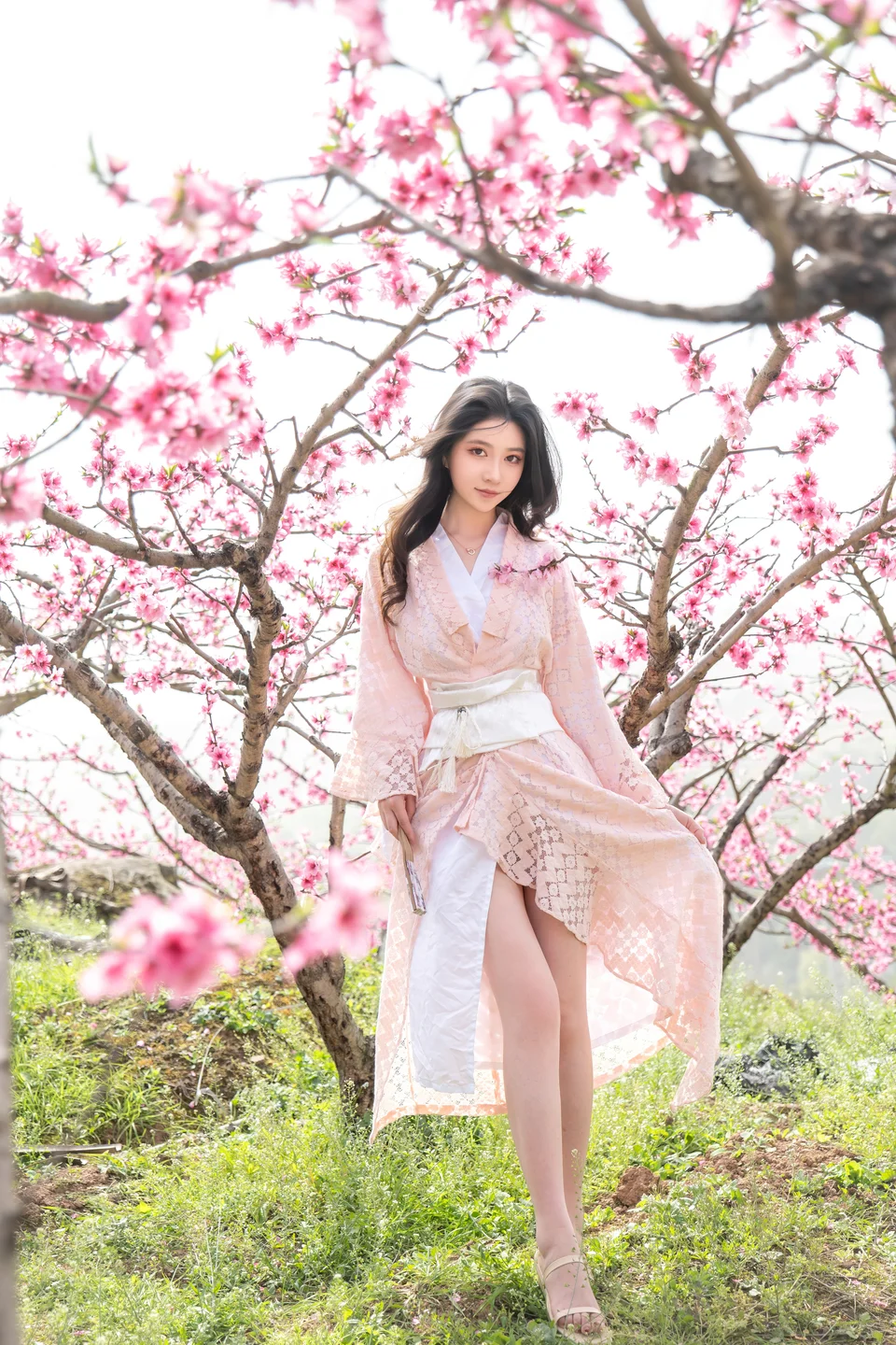 年年 - 漫花 [86P-595MB] tg@simisebaisi 【丝足阁】017.webp